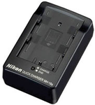 Nikon MH-18 a